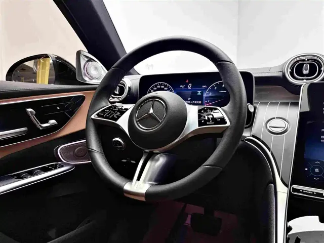 Mercedes-Benz GLC-Class — Фото автомобиля 12