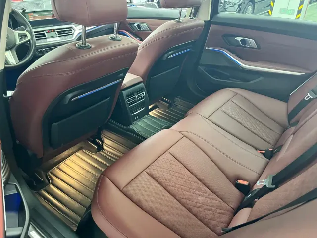 BMW 3 Series — Фото автомобиля 10