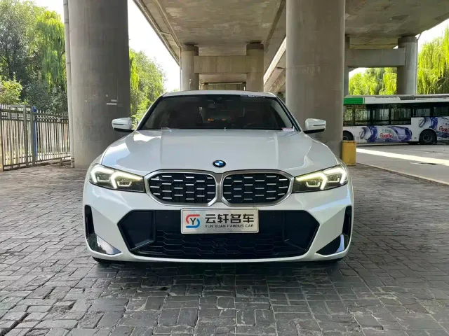 BMW 3 Series — Фото автомобиля 2