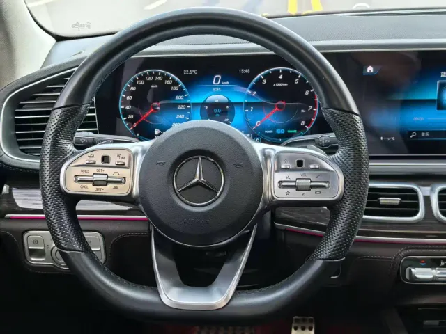 Mercedes-Benz GLS-Class — Фото автомобиля 13