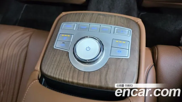 Genesis G80 Бензин 2.5 турбо AWD — Фото автомобиля 19