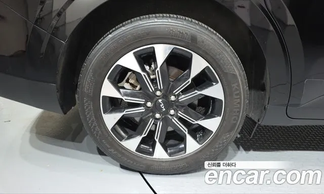 Kia Carnival 4th Gen — Фото автомобиля 5
