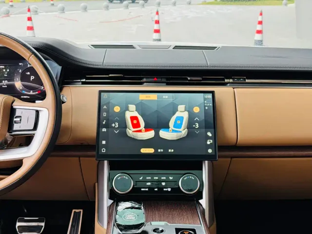 Land Rover Range Rover — Фото автомобиля 16