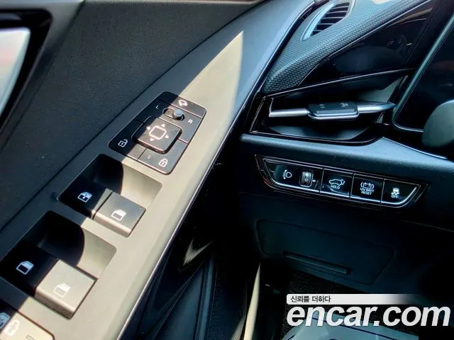 Kia Niro The All New Niro — Фото автомобиля 11
