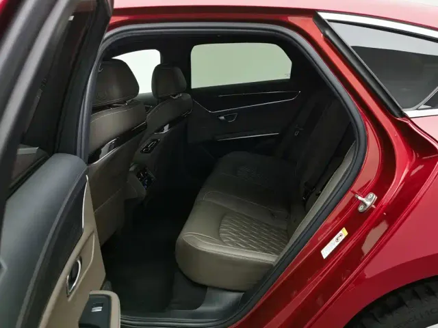 BYD Han — Фото автомобиля 15
