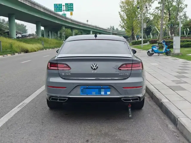 Volkswagen CC — Фото автомобиля 4