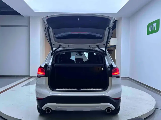 BMW X1 — Фото автомобиля 13