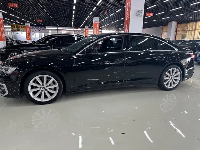 Audi A6L — Фото автомобиля 4