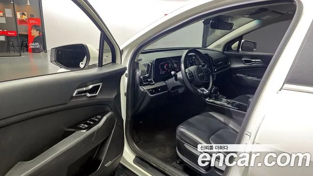 Kia Sportage Sportage 5-е поколение Бензин 1.6 турбо 2WD — Фото автомобиля 10