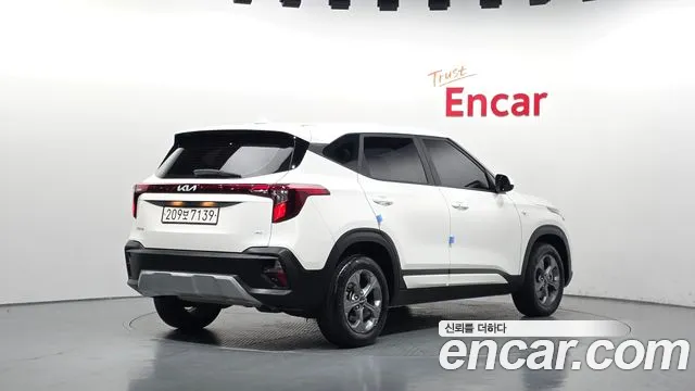 Kia Seltos — Фото автомобиля 2