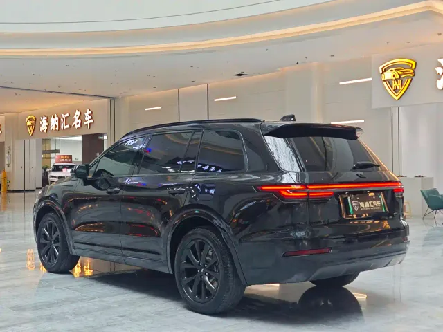 Li Auto ONE — Фото автомобиля 3