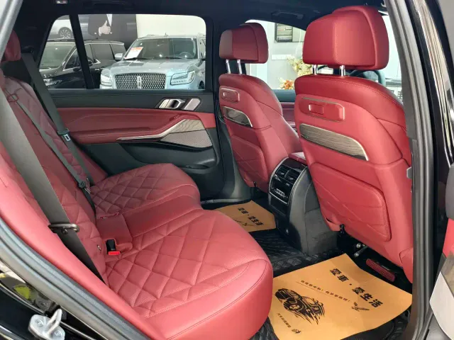 BMW X5 — Фото автомобиля 8