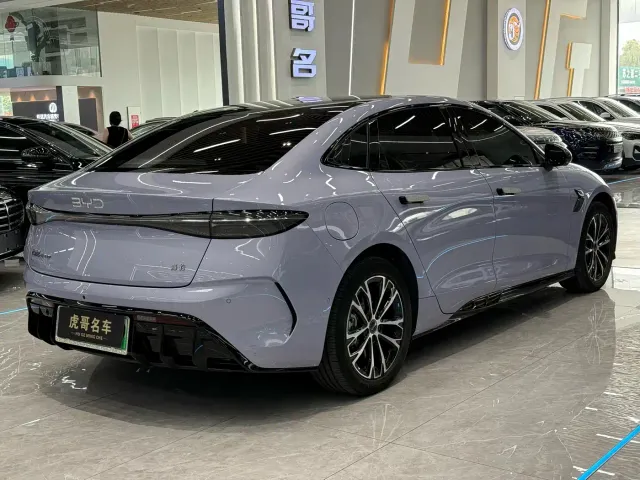 BYD Seal — Фото автомобиля 7