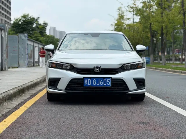 Honda Civic — Фото автомобиля 2