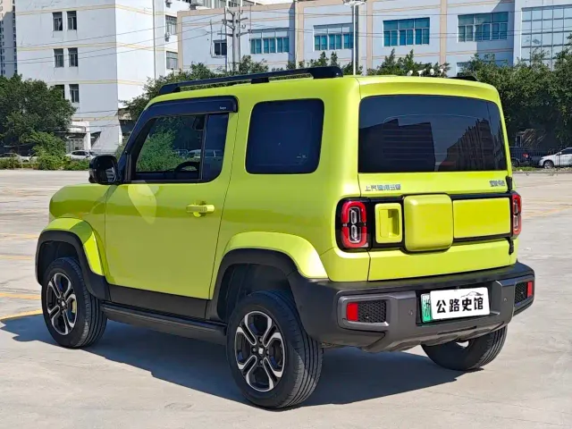 Baojun Yep — Фото автомобиля 3