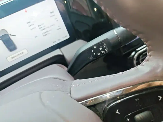 Leapmotor C11 — Фото автомобиля 13