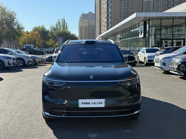 Aito M7 — Фото автомобиля 2
