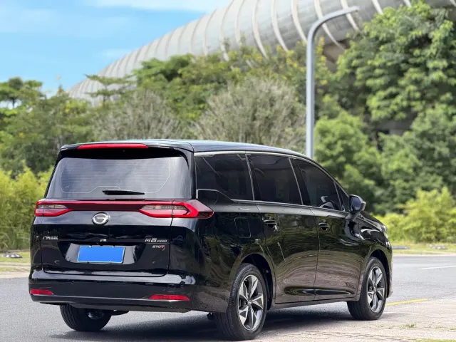 GAC Trumpchi M6 — Фото автомобиля 14