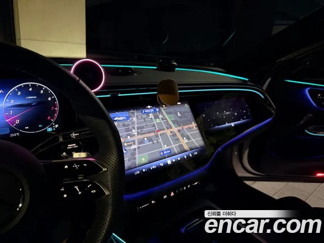 Mercedes-Benz E-Class — Фото автомобиля 9
