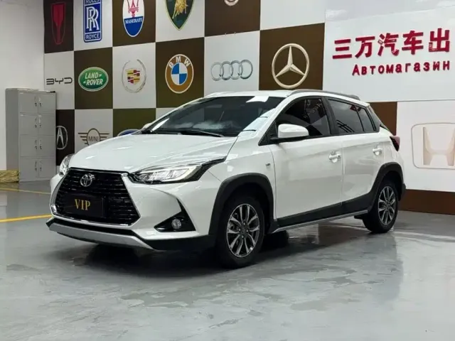 Фотография автомобиля — Toyota YARiS L Zhi Xuan