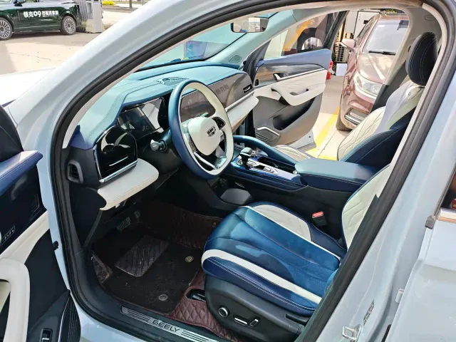 Geely Xingyue L — Фото автомобиля 8