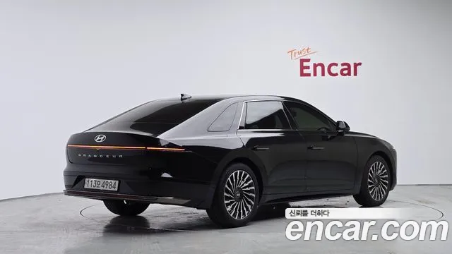 Hyundai Grandeur GN7 — Фото автомобиля 2