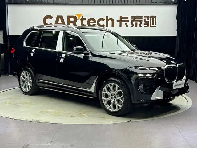 BMW X7 — Фото автомобиля 5