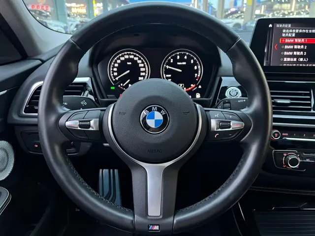 BMW 1 Series — Фото автомобиля 4