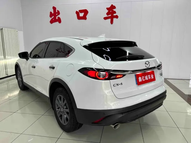 Mazda CX-4 — Фото автомобиля 6