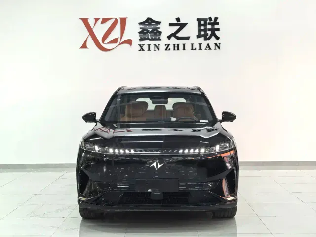 Dongfeng eπ 008 — Фото автомобиля 2