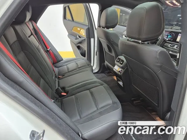 Mercedes-Benz GLE-Class — Фото автомобиля 16