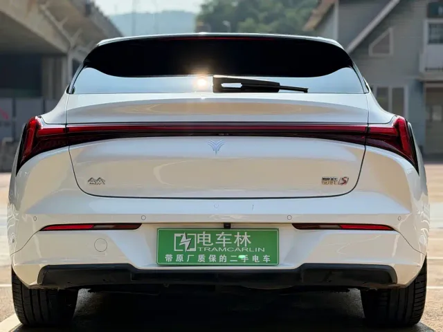 Hozon Nezha S Shooting Brake — Фото автомобиля 21