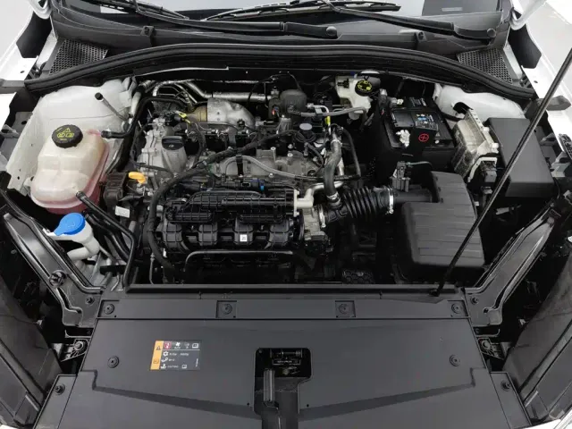 Roewe i5 — Фото автомобиля 6