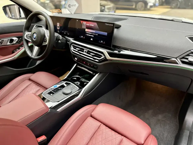 BMW i3 — Фото автомобиля 7