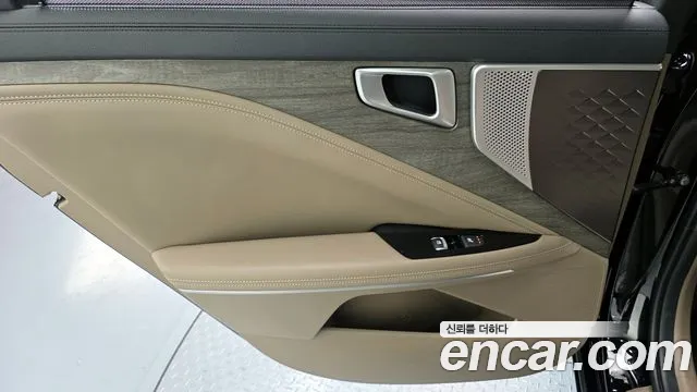 Kia K8 2.5 Бензин 2WD — Фото автомобиля 23