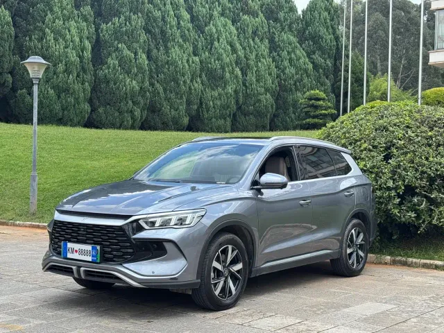 Фотография автомобиля — BYD Song Pro