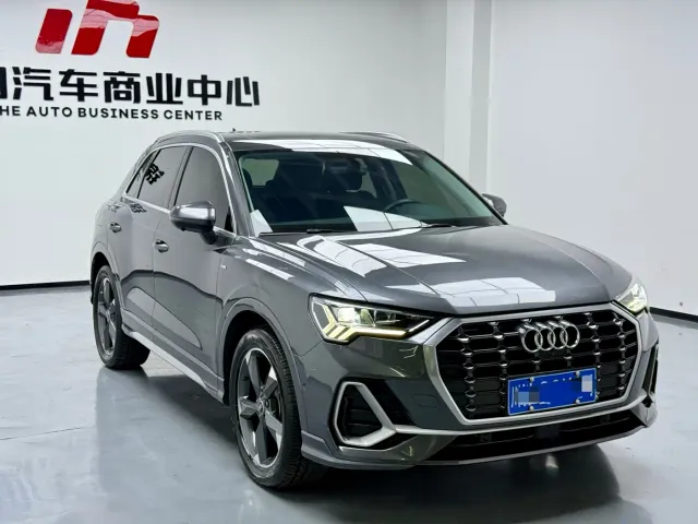 Audi Q3 — Фото автомобиля 3