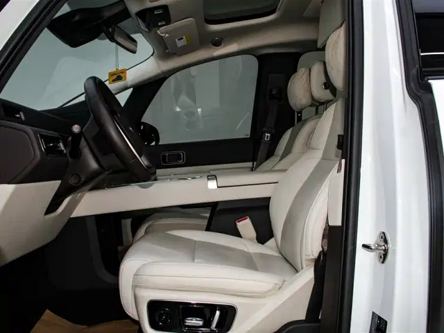Li Auto MEGA — Фото автомобиля 25