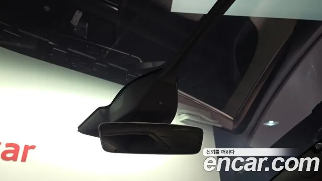 Tesla Model X — Фото автомобиля 26