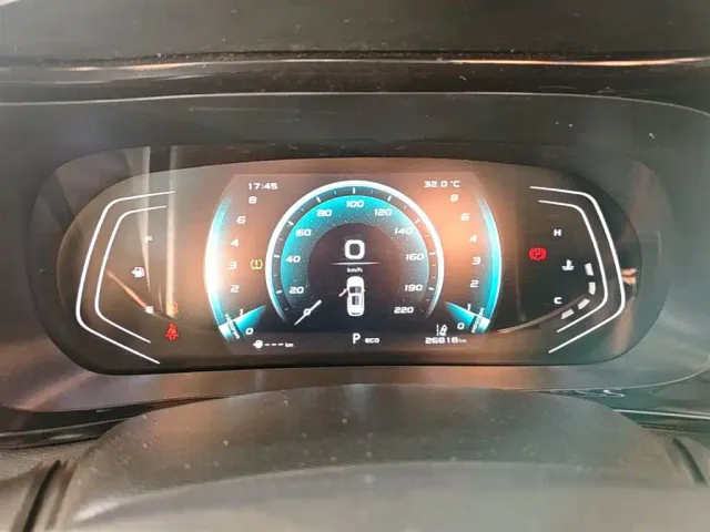 Changan Oushang X5 — Фото автомобиля 11