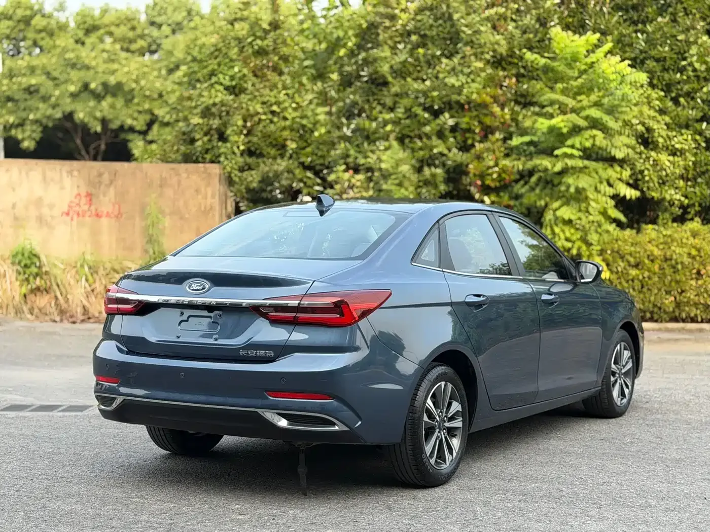 Ford Ford Escort 2021 1.5L Automatic Diamond Edition — Фото автомобиля 4