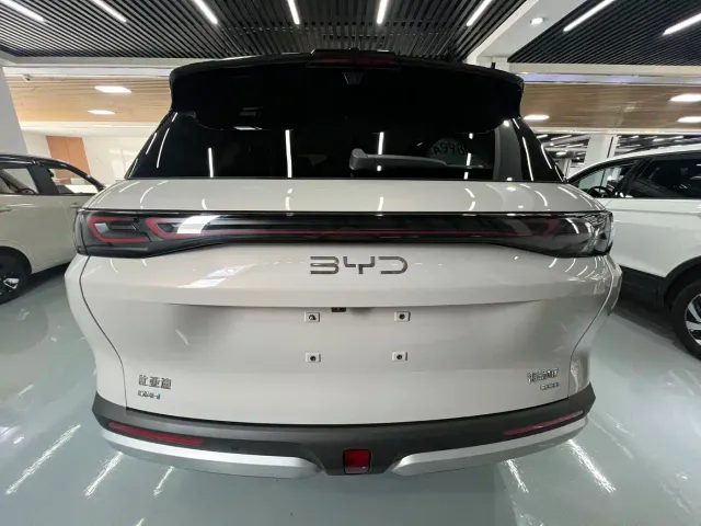 BYD Hai Shi 07 DM-i — Фото автомобиля 4