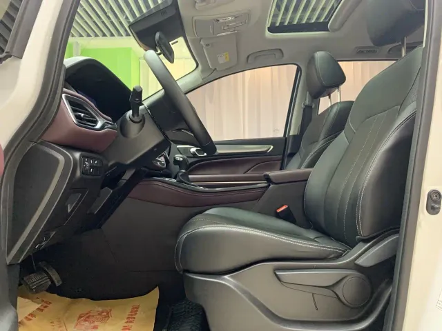 GAC Trumpchi M6 — Фото автомобиля 8