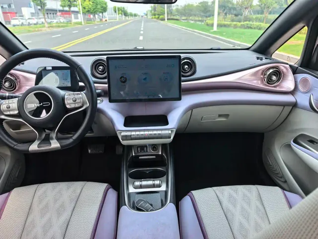 BYD Dolphin — Фото автомобиля 10