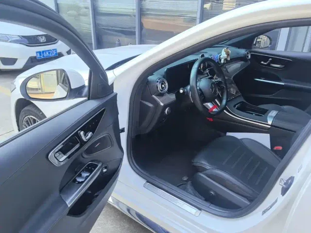 Mercedes-Benz C-Class — Фото автомобиля 15
