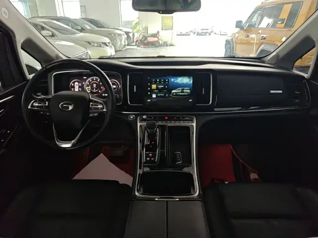 GAC Trumpchi M8 — Фото автомобиля 9