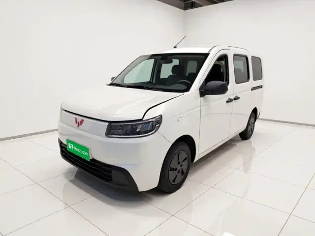 Фотография автомобиля — Wuling Rongguang EV
