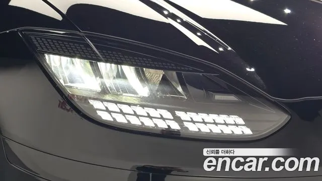 Hyundai Ioniq 6 — Фото автомобиля 22