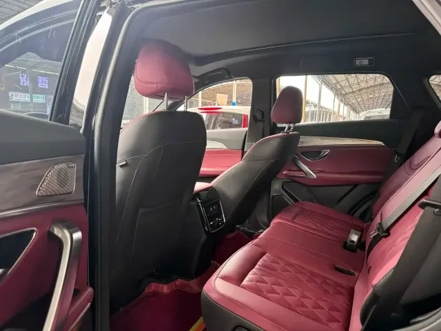 Jetour Jetour X70 PLUS 2023 1.6T DCT Champion PRO 7-seater — Фото автомобиля 6