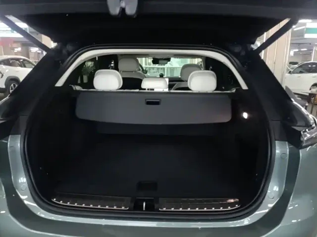 Nio ES7 — Фото автомобиля 18